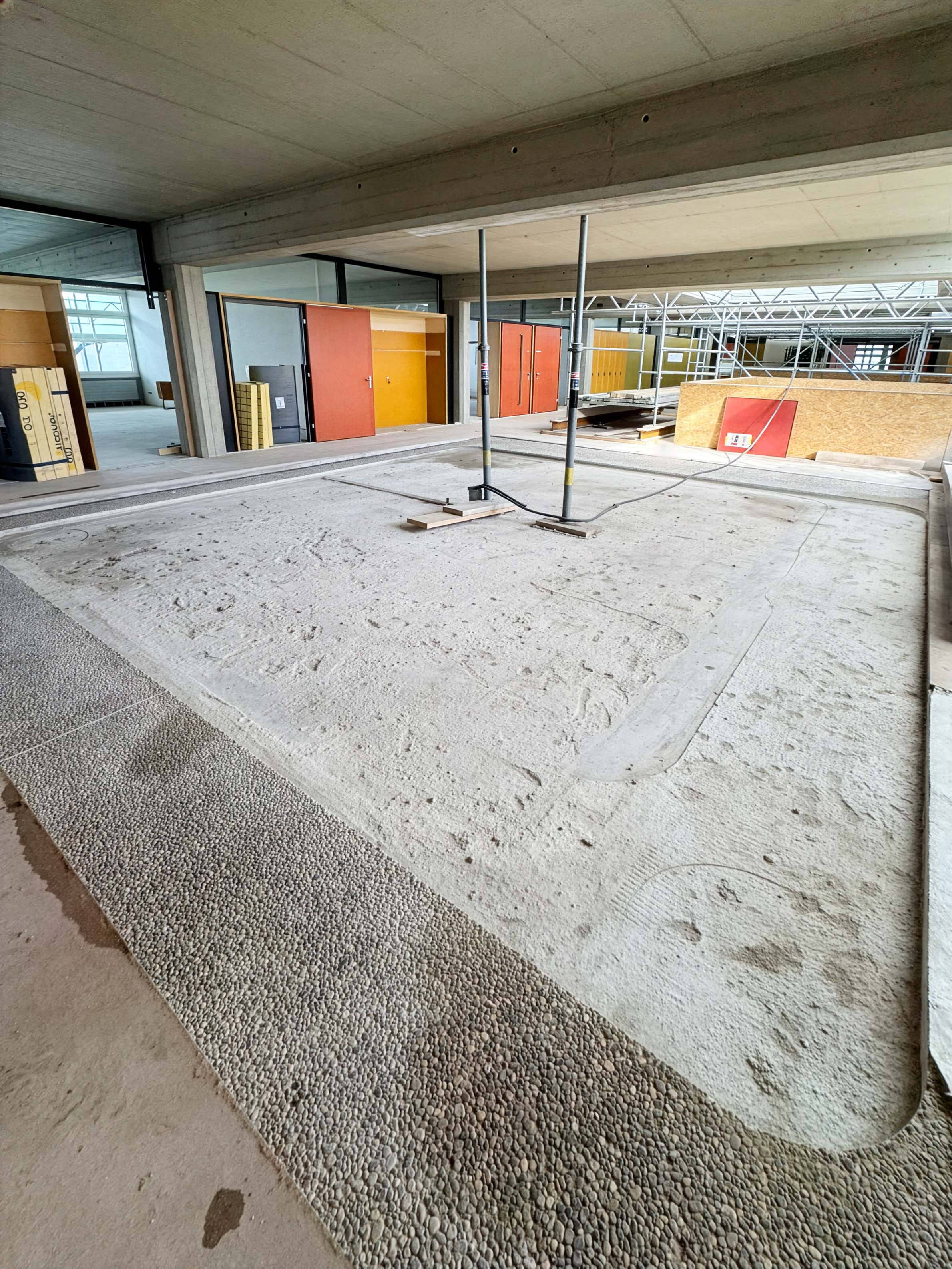 Zoom: 06_gymnasium_thun_fraebag_bern_upscale.jpg