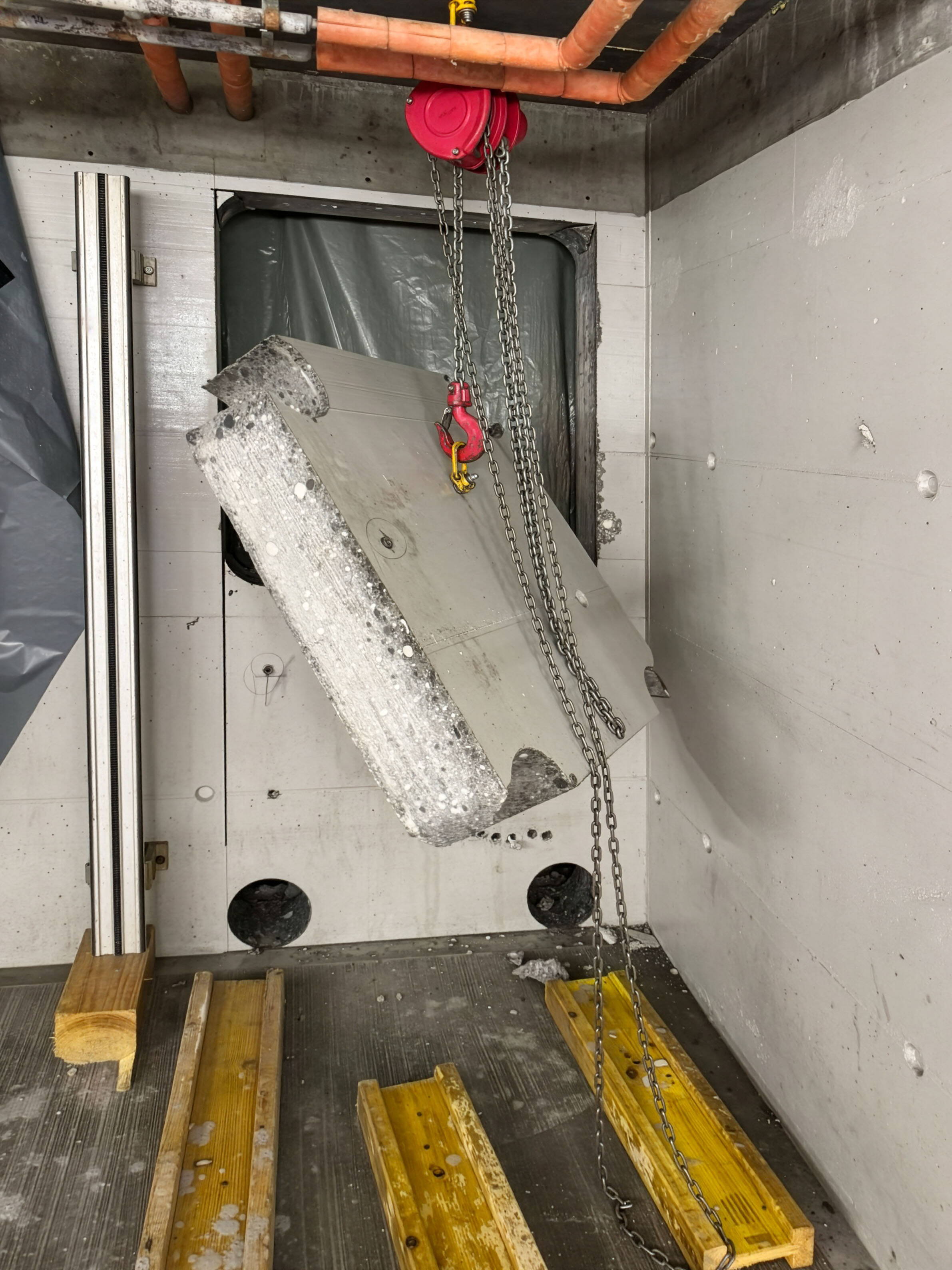 Zoom: 04_gymnasium_thun_fraebag_bern_upscale.jpg