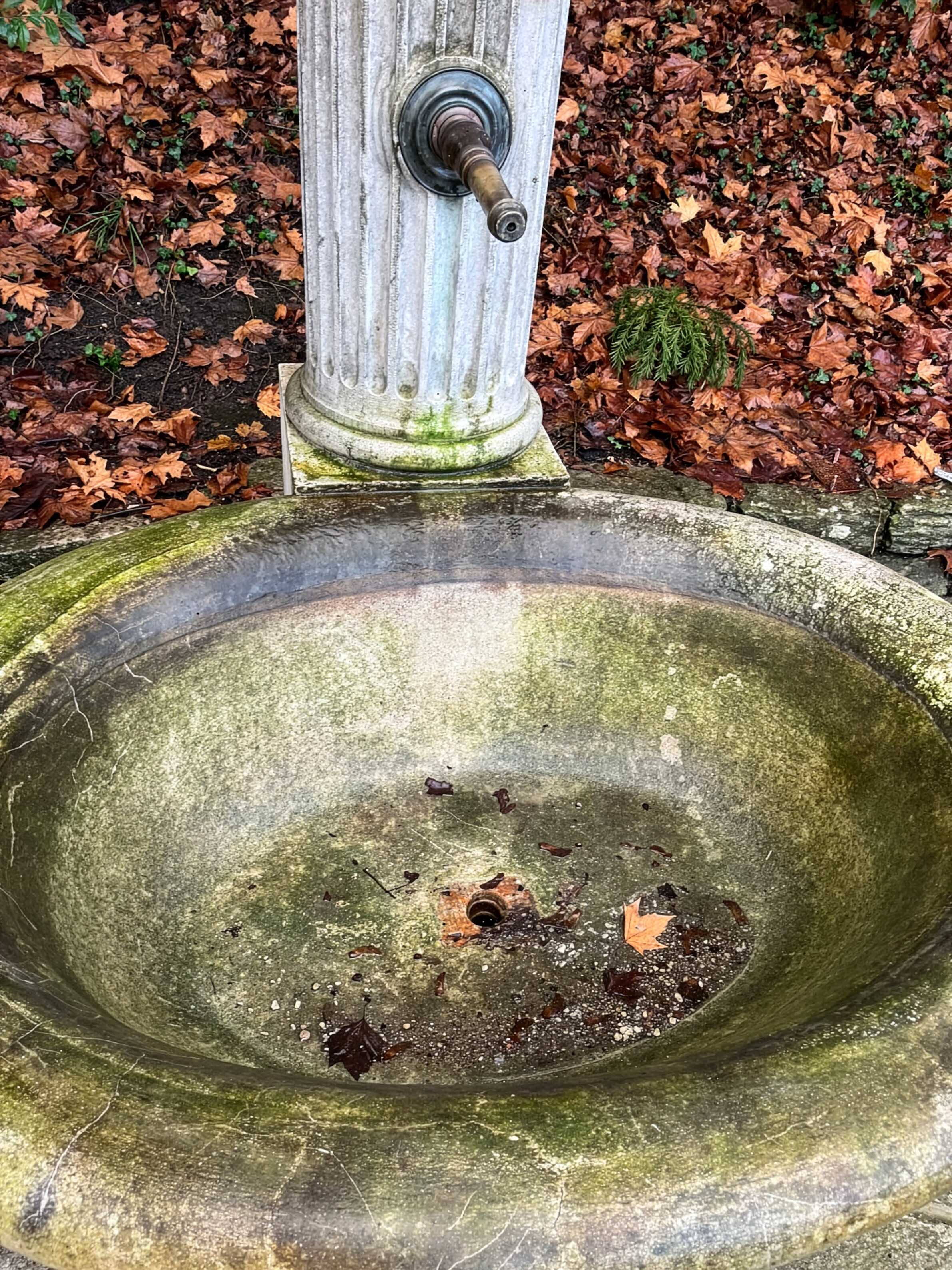 Zoom: 02_tavel_brunnen_fraebag_bern.jpg