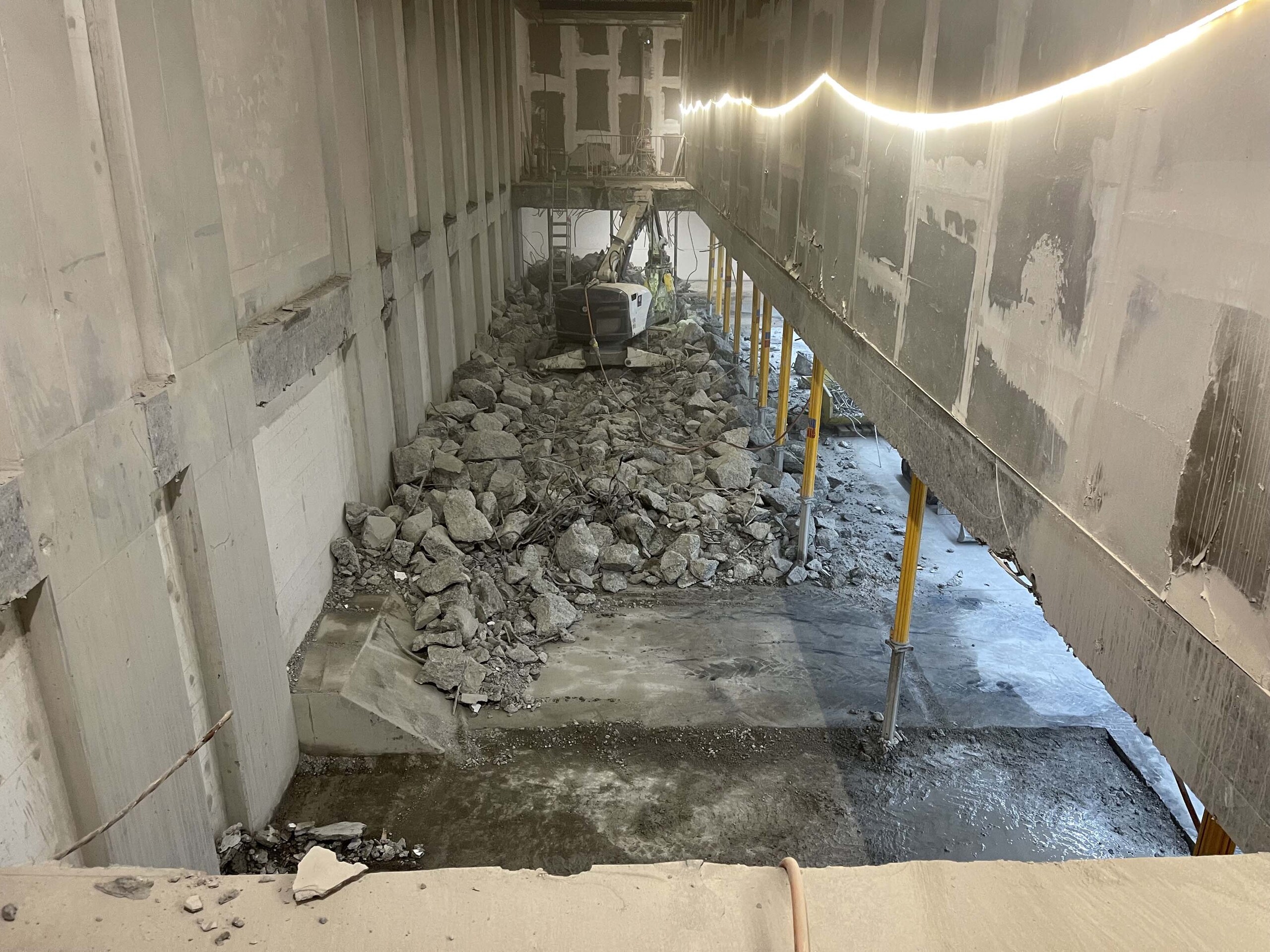 Zoom: 01_postparc_fraebag_bern.jpg