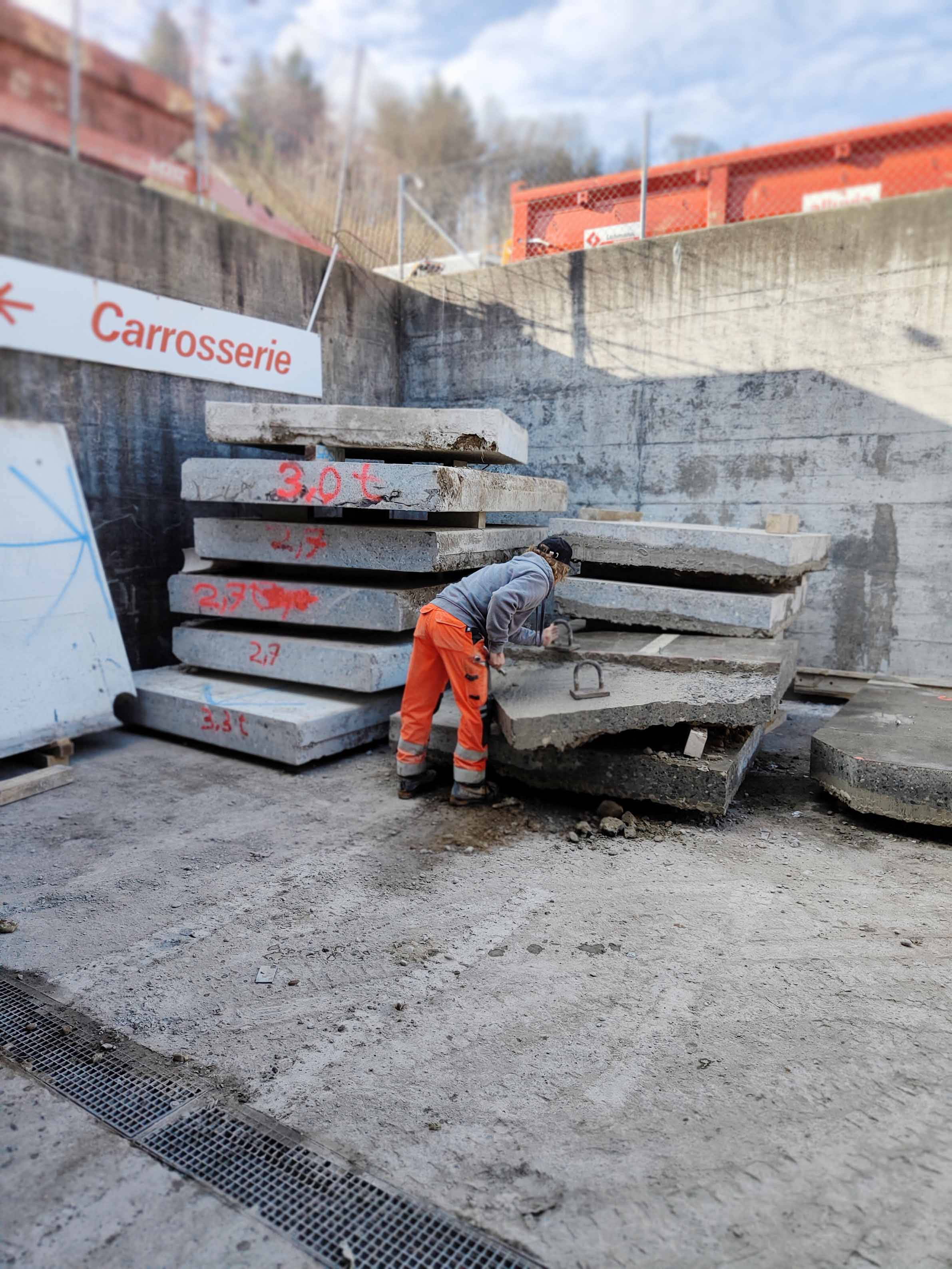 Zoom: 03_emil_frey_fraebag_bern.jpg