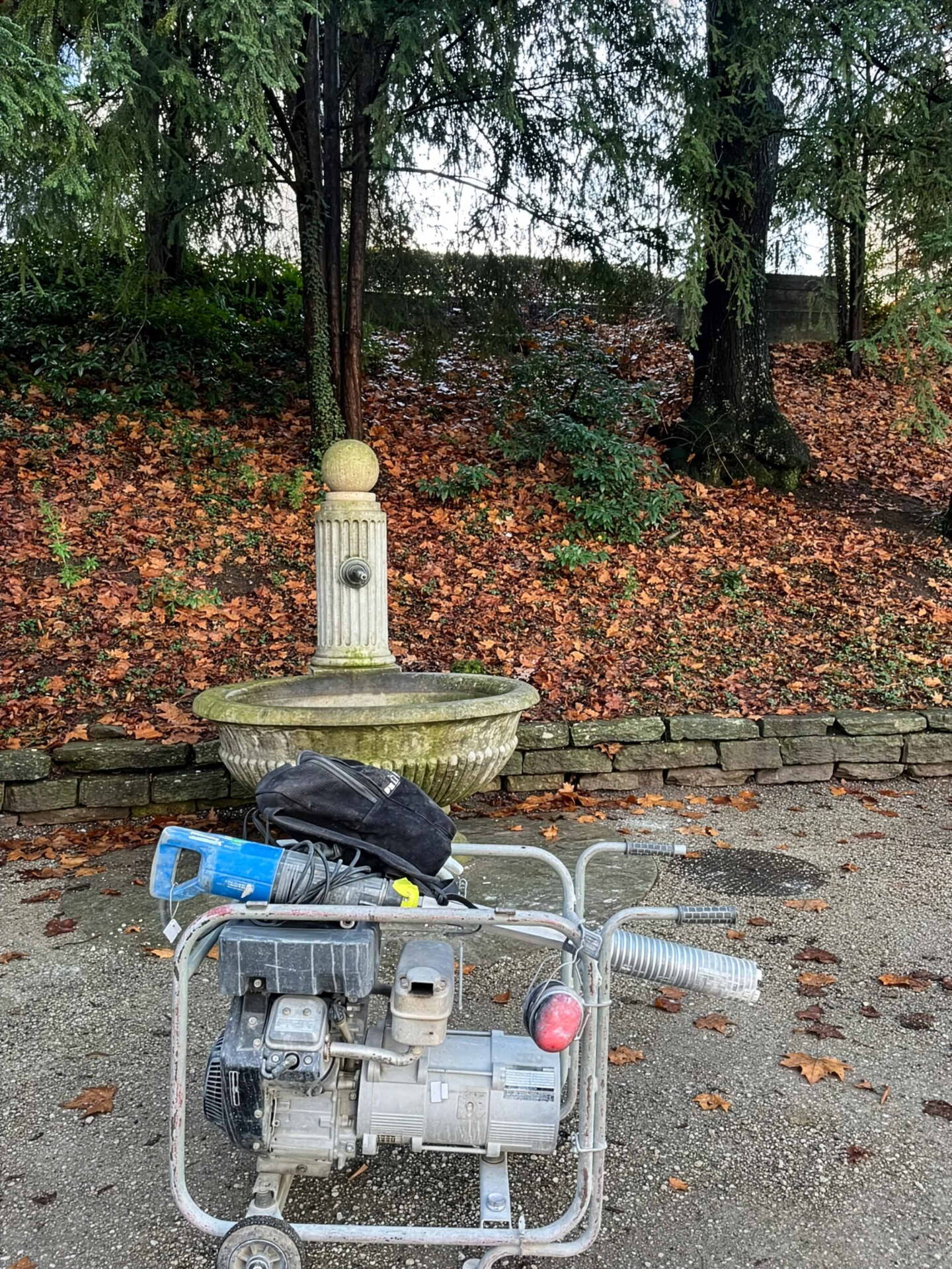08_tavel_brunnen_fraebag_bern.jpg